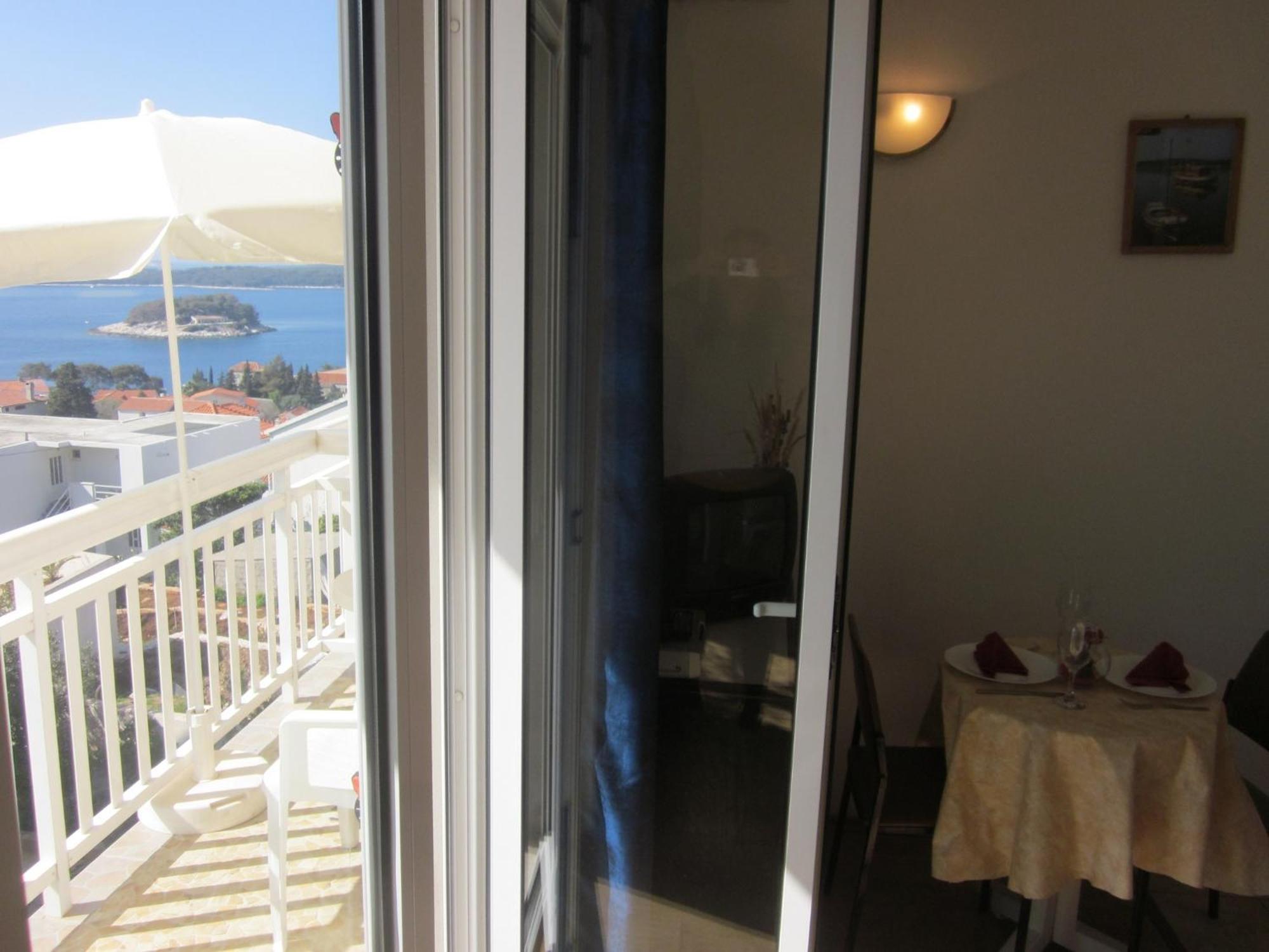 Apartments Kresic Hvar Town Quarto foto