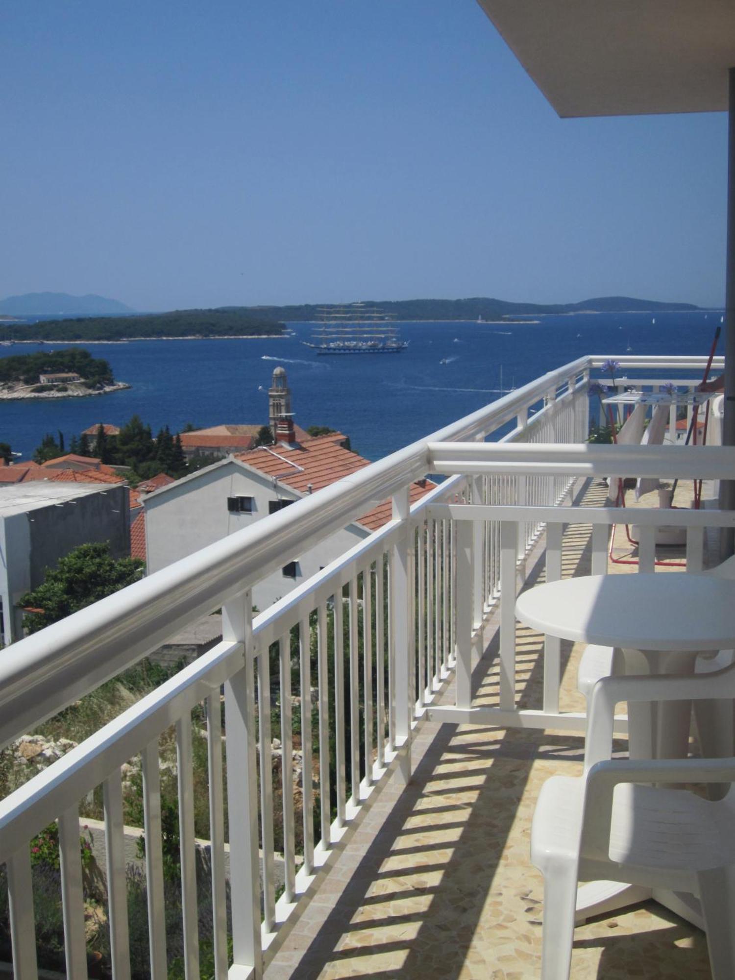 Apartments Kresic Hvar Town Quarto foto